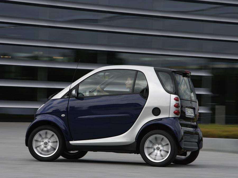  Smart ForTwo 2004 года  (фото 6 из 7)